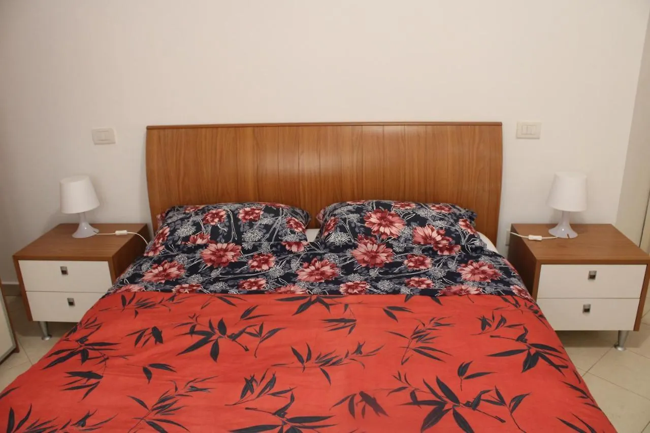 Sea Sweet Home 里米尼 0*,  意大利